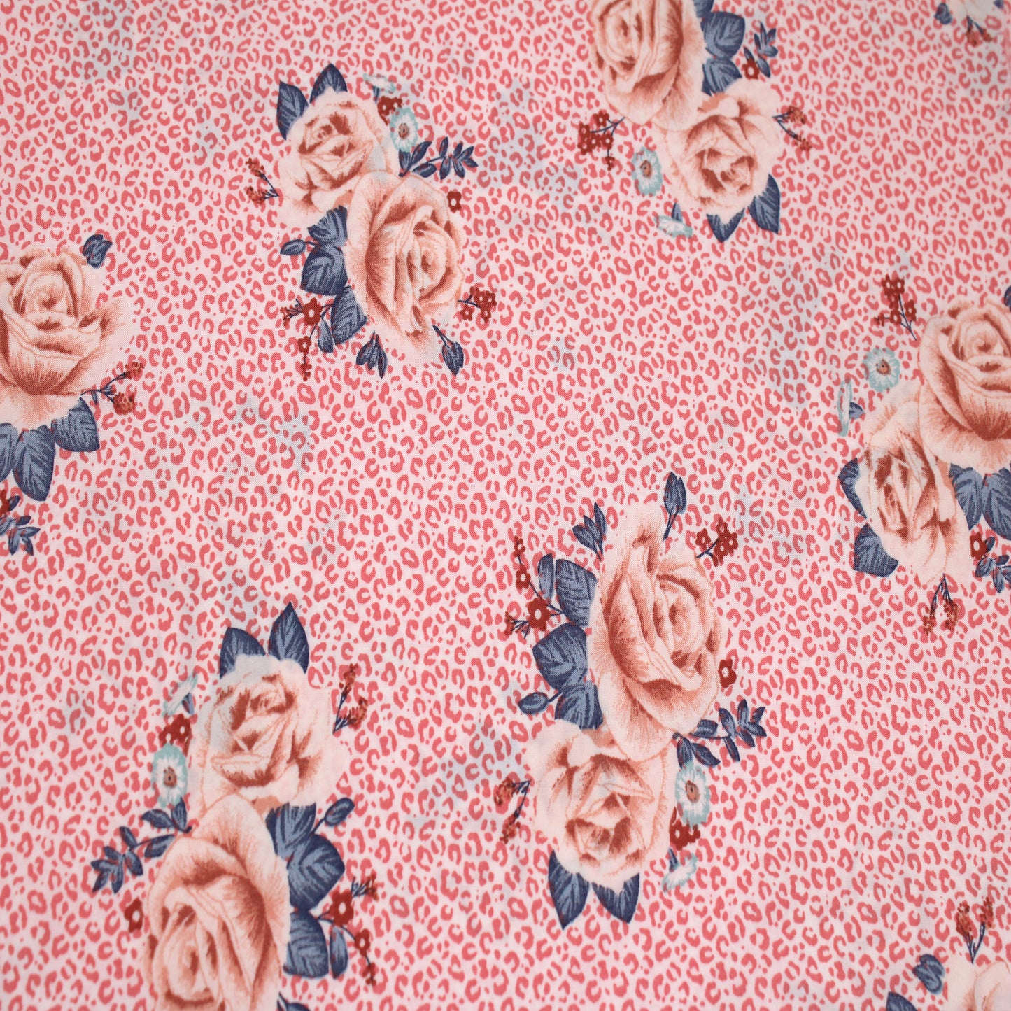 P-1921-793-CORAL-APRICOT
