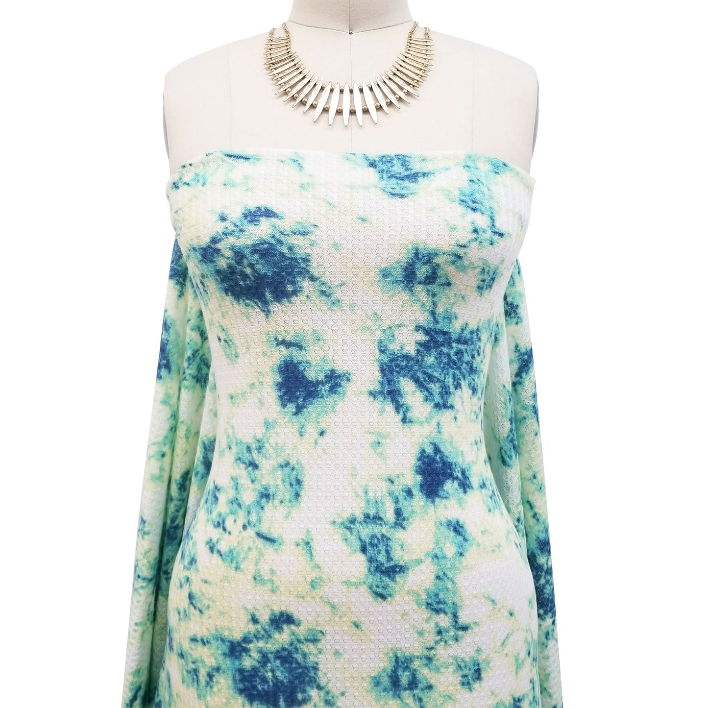 P-1924-776-OFFWHITE-CAPRI