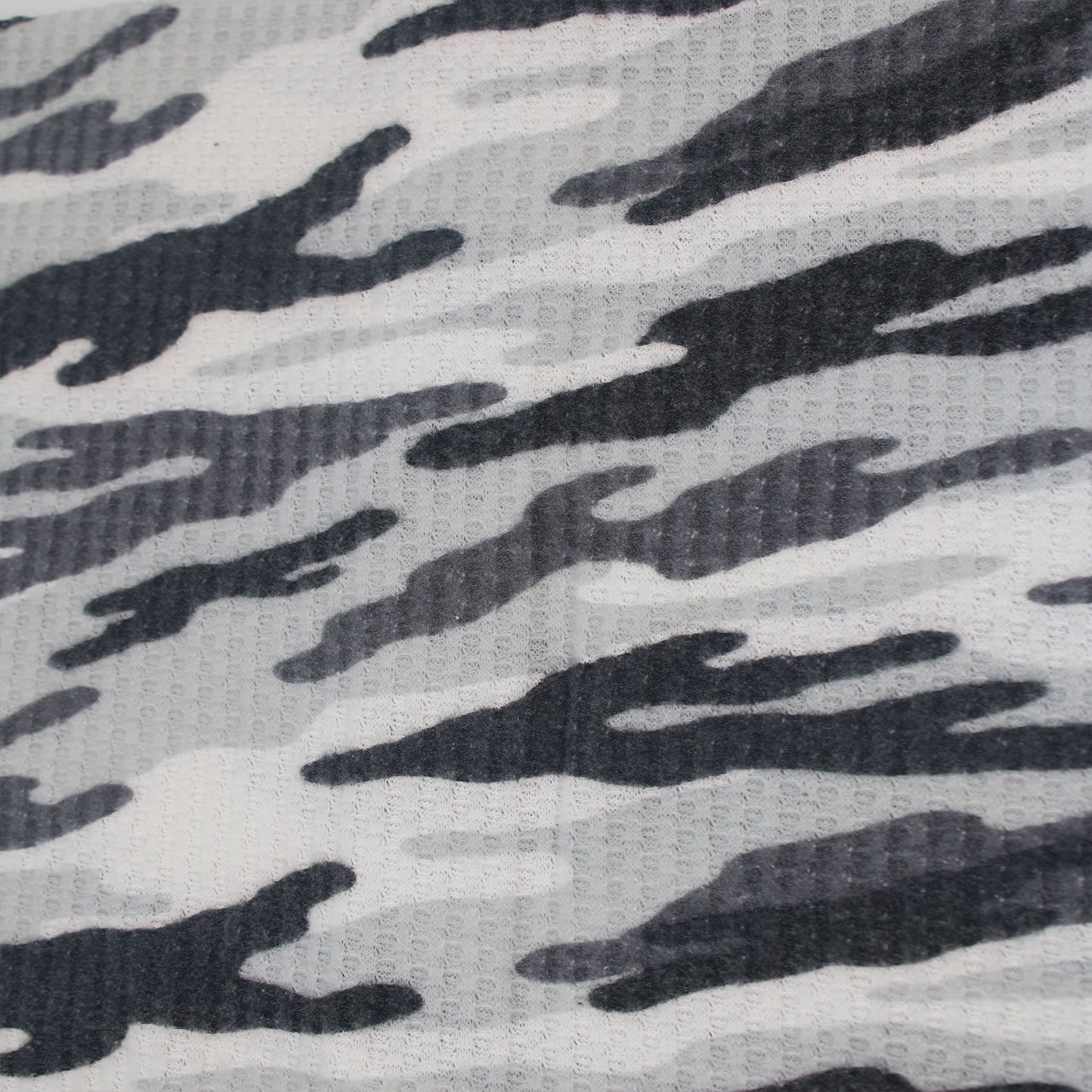 P-197-779-SILVER-CHARCOAL