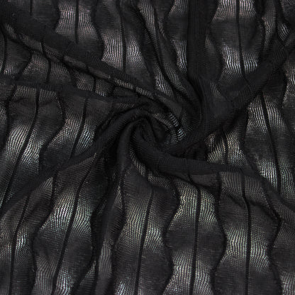 BLACK MESH ZIGZAG DESIGN