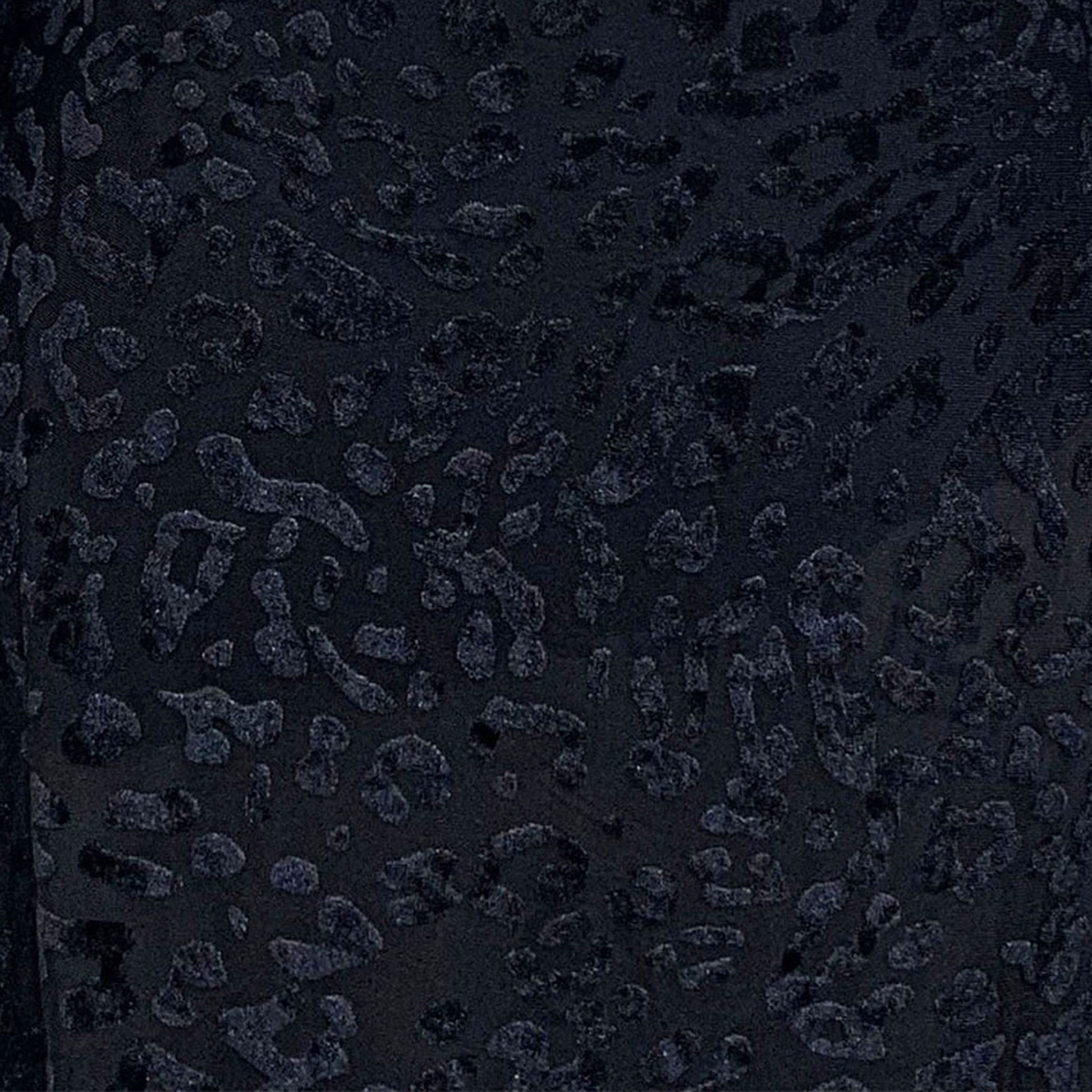 P-10085-VELVET-BLACK