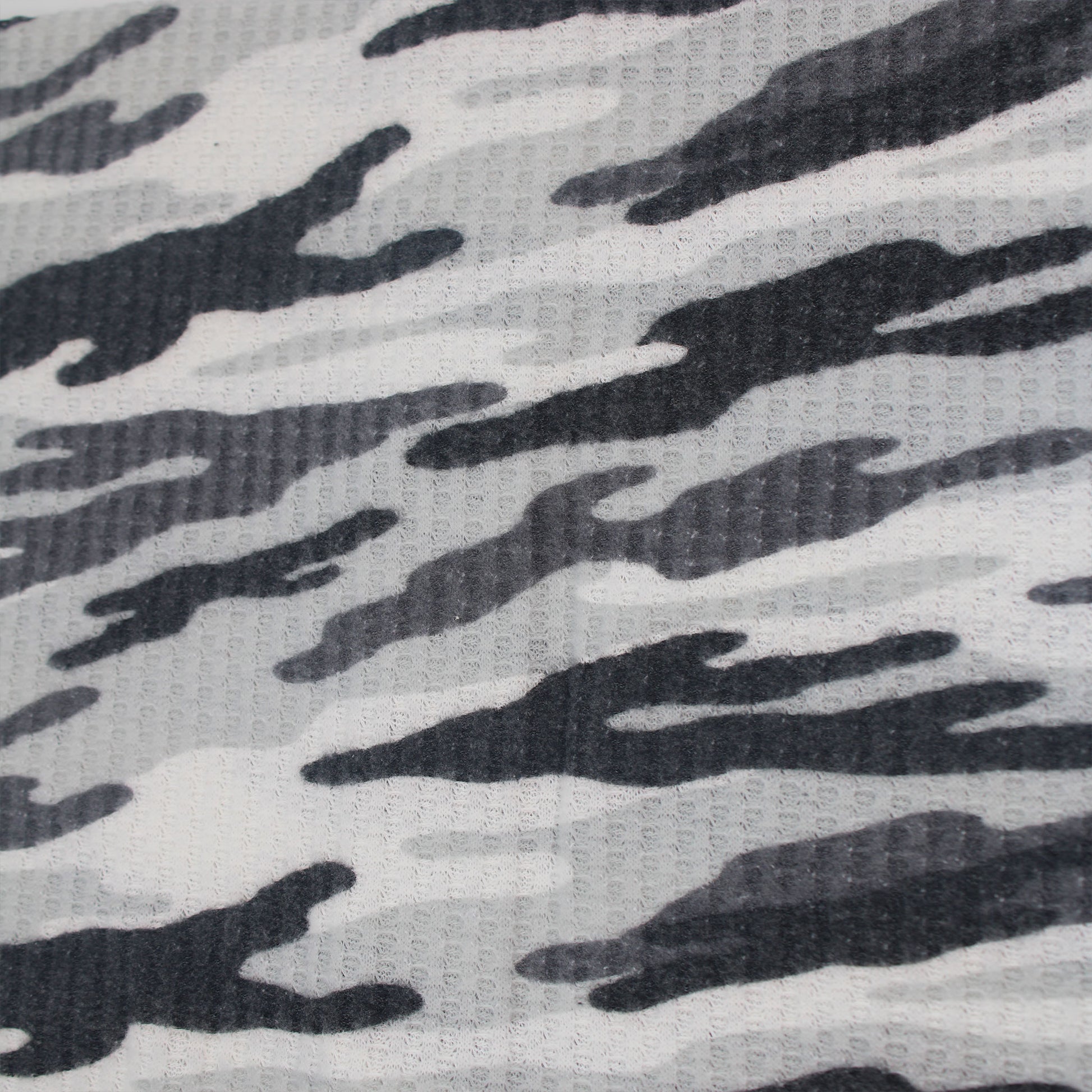 P-197-779-SILVER-CHARCOAL